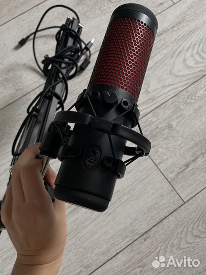 Микрофон hyperx quadcast s
