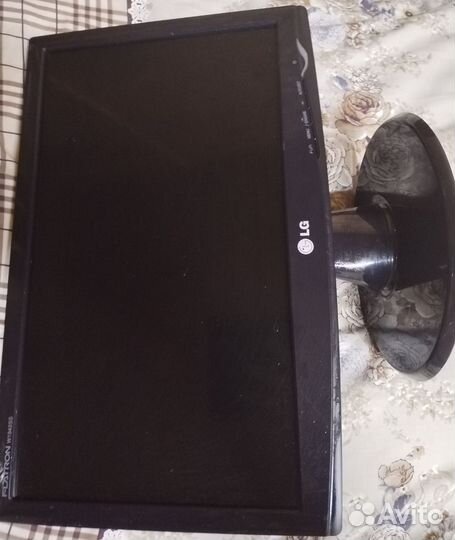 Монитор LG flatron w1943ss