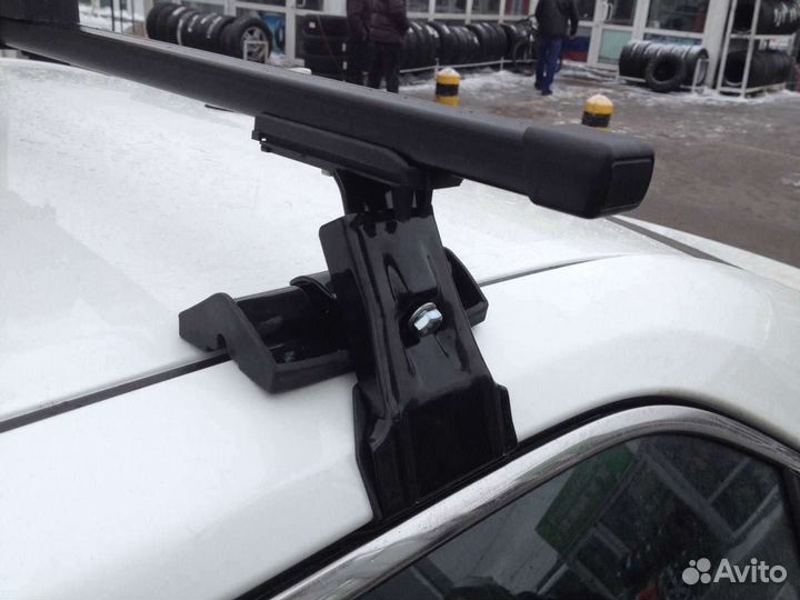 Аэро багажник на Toyota Corolla