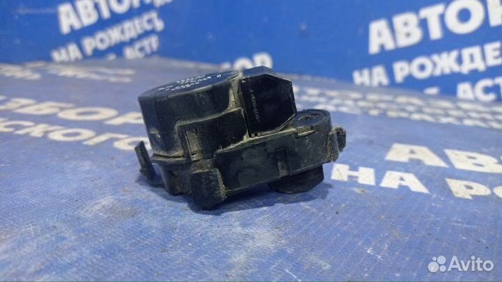 Моторчик заслонок отопителя Bmw E65 седан N62B44