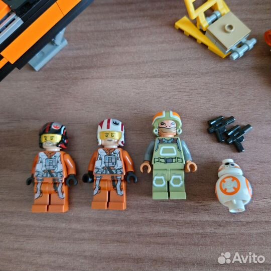 Lego 75102 (Полный комплект)