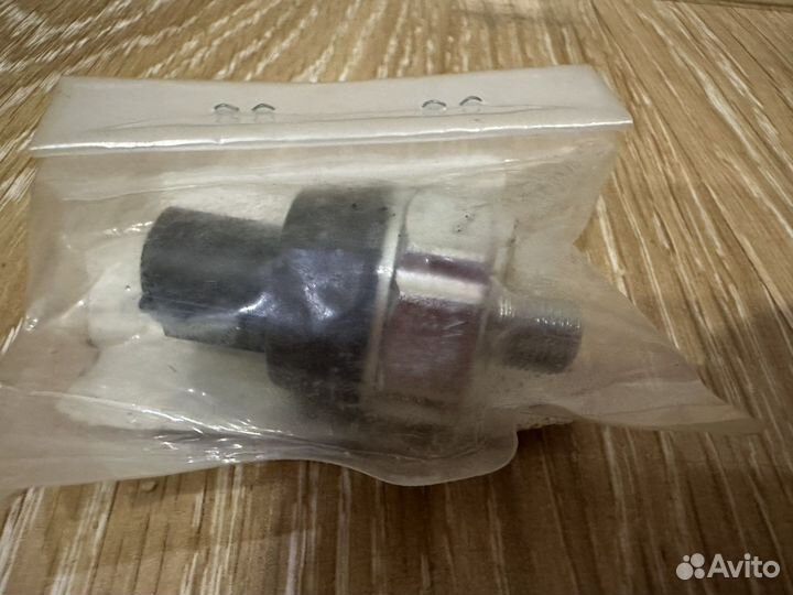 Датчик давления масла nissan renault