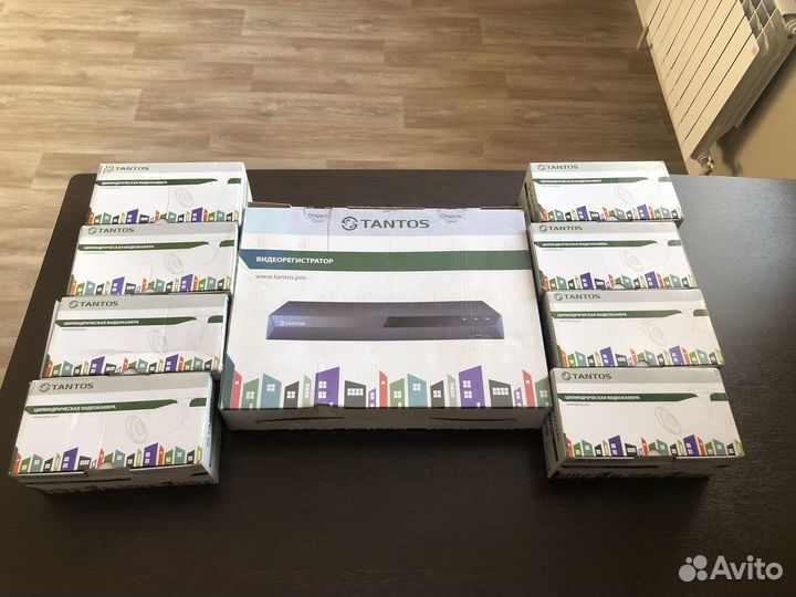 Видеорегистратор Tantos 8 канальный + 8 видеокамер