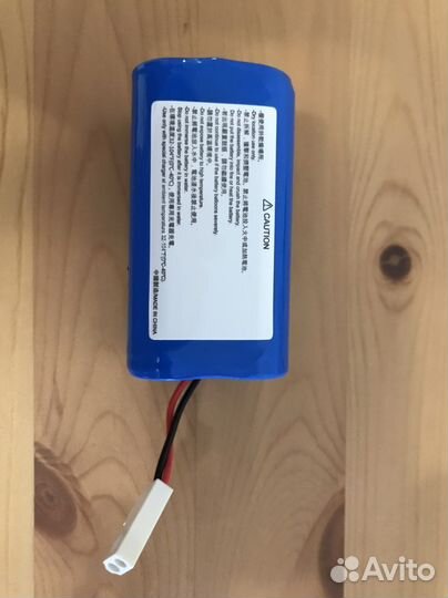 Нерабочий аккумулятор на робот пылесос Xiaomi