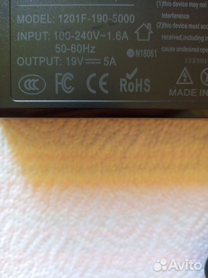 Блок питания для ноутбука