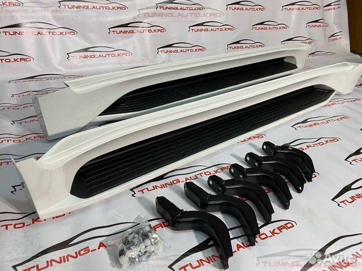 Подножки (пороги) Lexus LX 570 Z7161