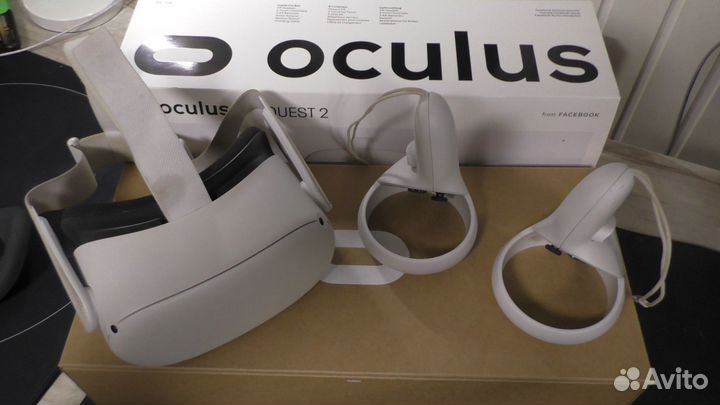 Oculus Quest 2 64GB + Комплект аксессуаров