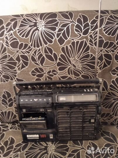 Кассетная магнитола
