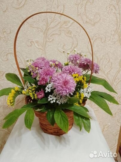 Корзина с цветами