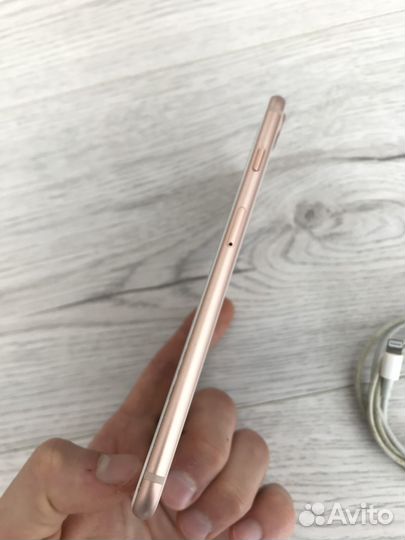 iPhone 8 Plus, 64 ГБ