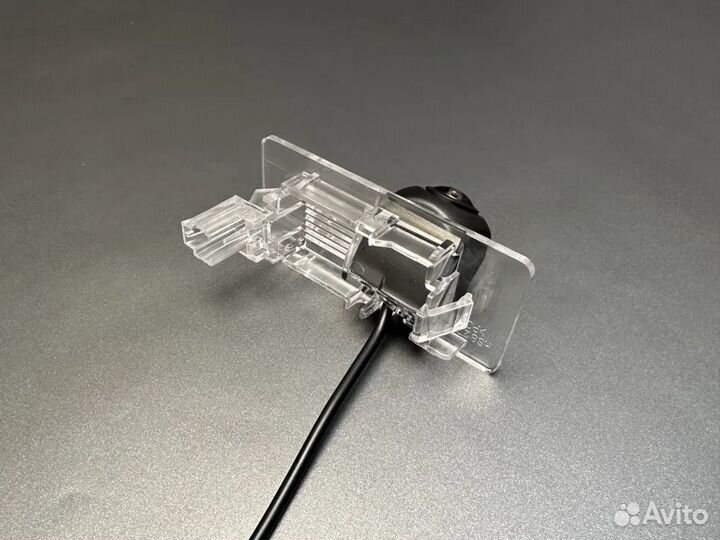 Камера заднего вида Фольксваген 2010+ AHD 720P