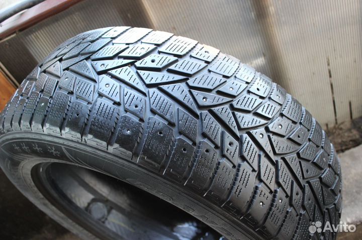Dunlop Grandtrek Ice 02 255/55 R18