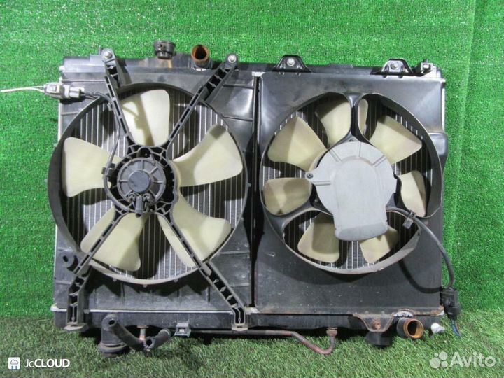 Радиатор основной на toyota ipsum SXM10G 3S-FE