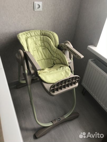 Детский стульчик для кормления chicco polly magic