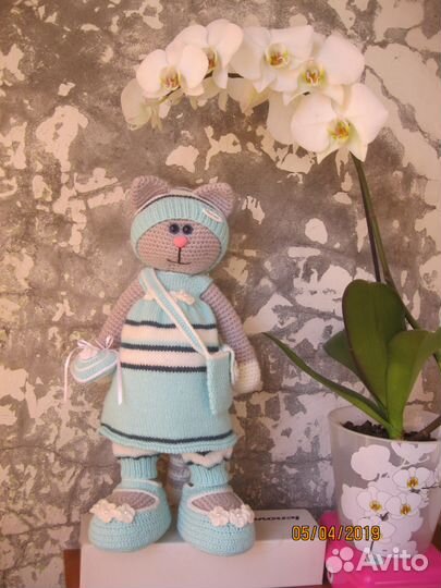 Символ года - кошечка