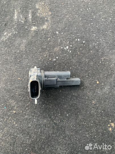 Датчик расхода воздуха toyota corolla 160