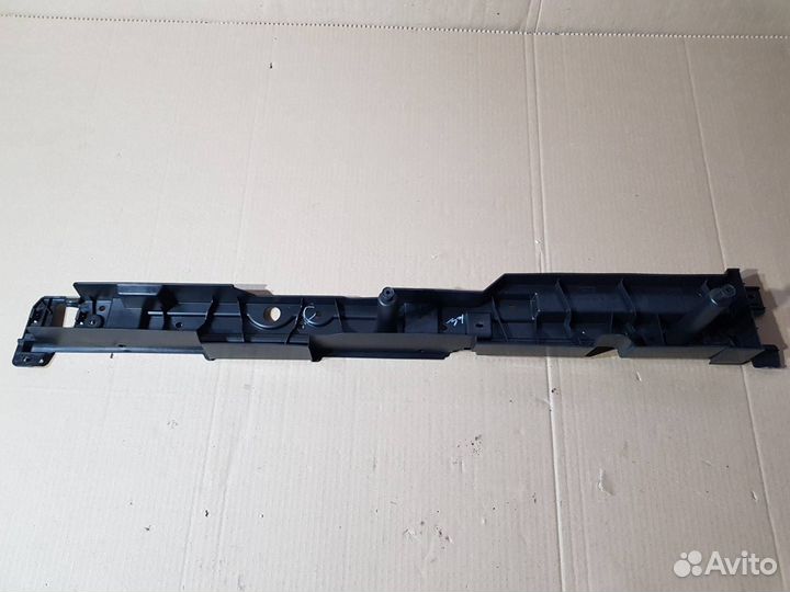 Накладка багажника правая Bmw X5 E70 N55B30 2011