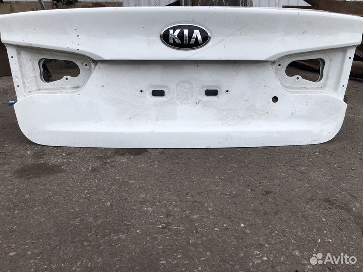 Крышка багажника киа рио 3 белая
