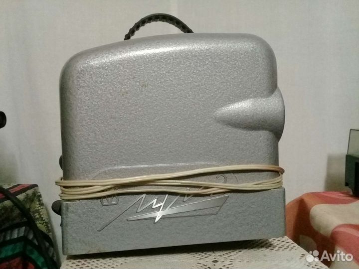 Киноаппарат Луч-2