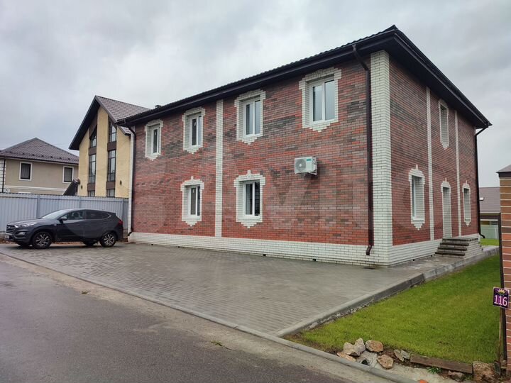 Дом 265 м² на участке 7,7 сот.