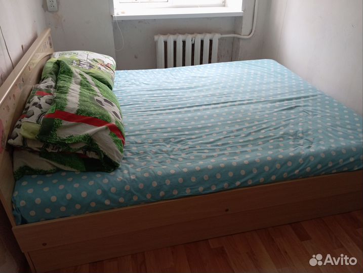 Кровать двухспальная бу
