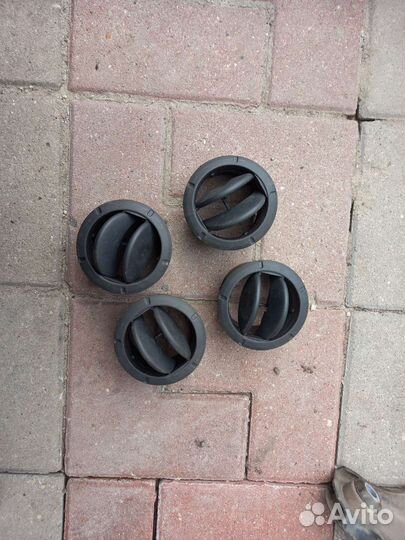 Renault logan дифллектор воздушный