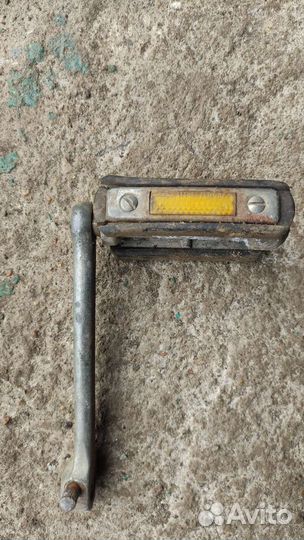 Запчасти десна аист