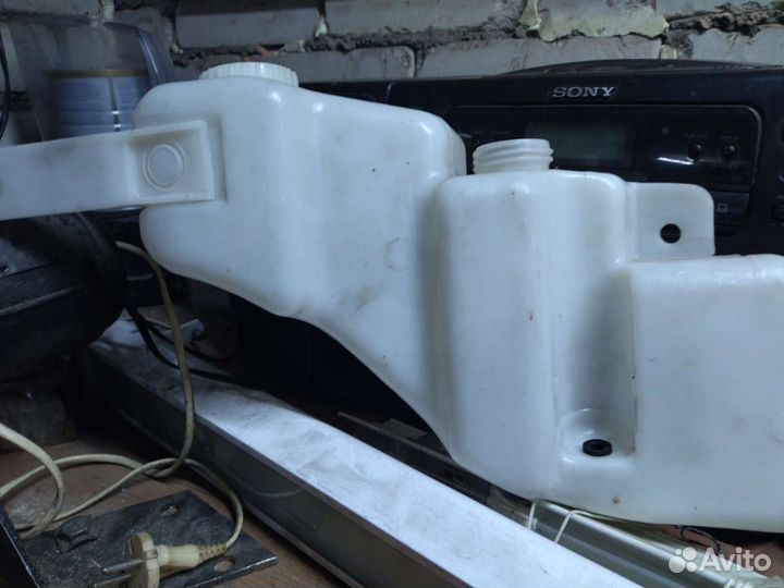 Бачок омывателя ваз 2110