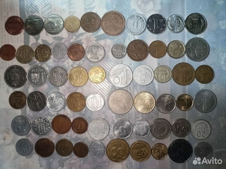 Монеты иностранные 61 шт. без повторов