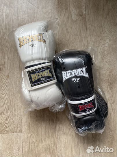 Перчатки боксёрские Reyvel 10 унц