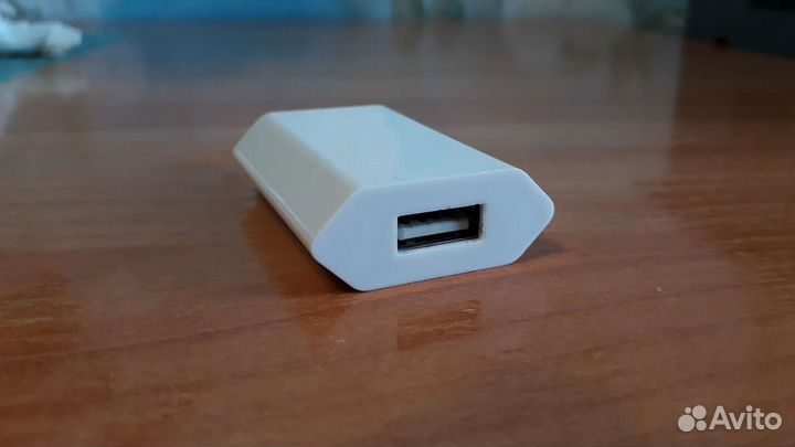 Зарядное устройство для смартфона