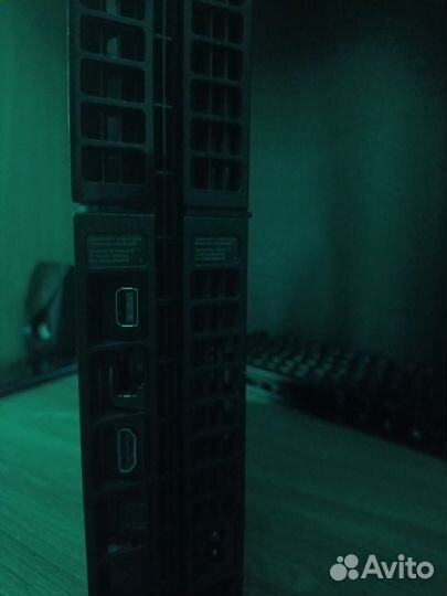 Игровая приставка ps4