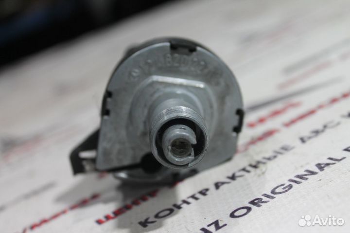 Выключатель печки W124 Mercedes