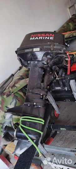 Лодка с мотором