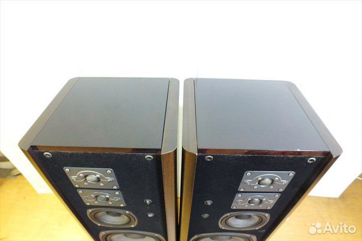 Kenwood LS-07 3 way, 4 speaker