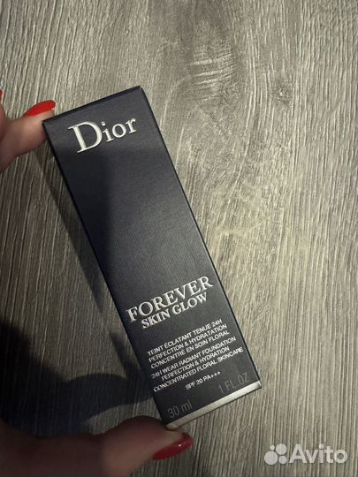 Тональный крем dior forever skin glow 1n (новый)