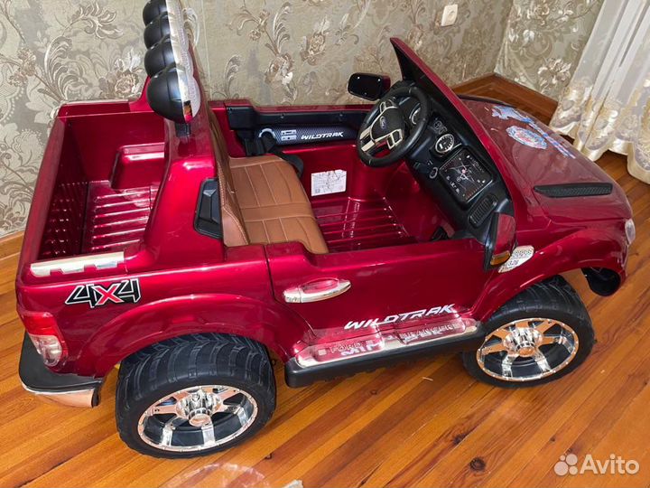 Электромобиль