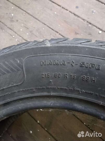 Nokian Tyres Hakka Z 215/60 R16 99H