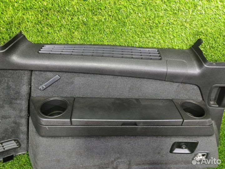 Обшивка багажника задняя левая Volvo Xc90 С59
