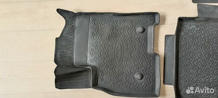 Автомобильные коврики резиновые Chery tiggo 7 pro