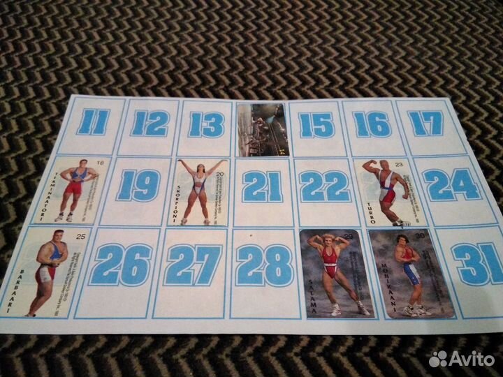 Альбомы для наклеек из жвачек из 90-ых