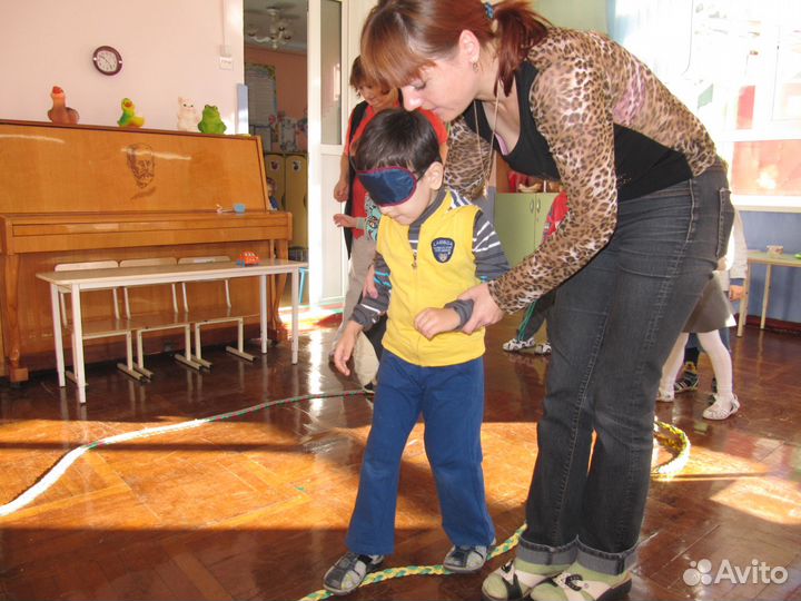 Учитель-дефектолог (тифлопедагог)