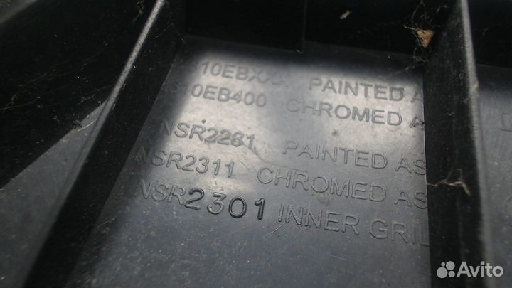 Решетка радиатора Nissan Navara, 2006