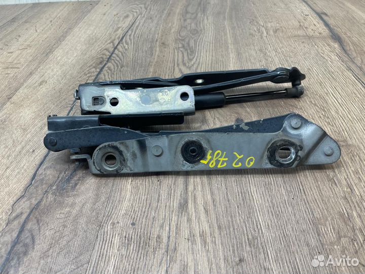 Петля крышки багажника Nissan Teana J32 VQ25DE