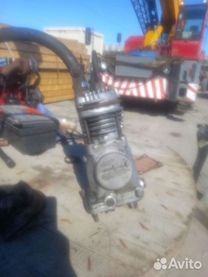 Компрессор д245