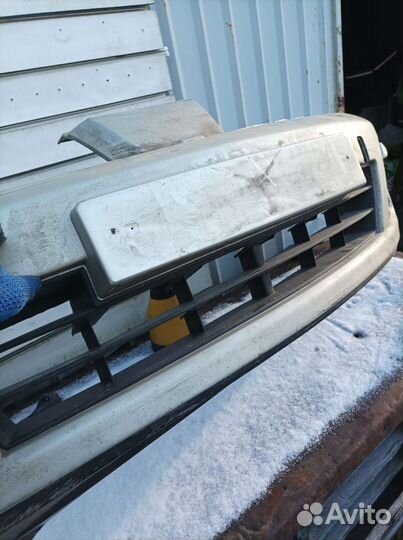 Бампер Ниссан tiida с11