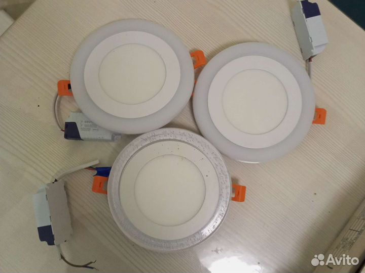 Светильник потолочный встраиваемый