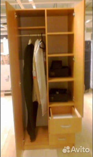 Шкаф