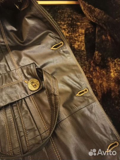 Пальто зимнее кожаное