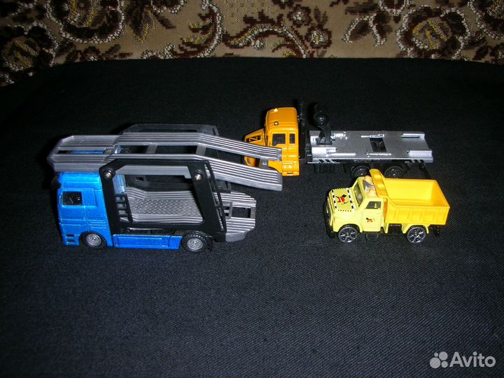 Машинки грузовики, металл, 3 шт
